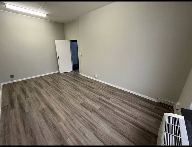 66M² OFFICE TO LET IN GARDENS
